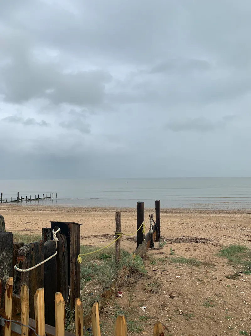 Seaside Sheppey cabin, C936 (photo 18)