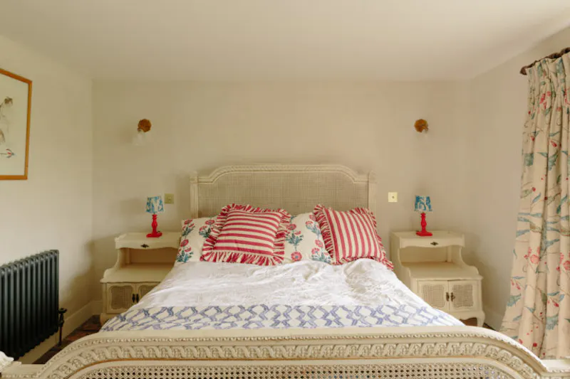 Bedroom at Langport manor house, H190 (photo 43)