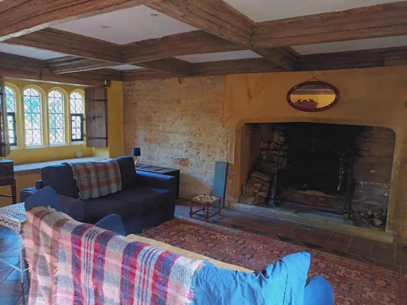 Living Room at Martock tudor court house, M355 (photo 9)