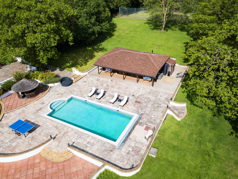 Potters Bar modern mansion, D2702 (photo 45)