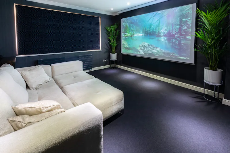 Home cinema at Potters Bar modern mansion, D2702 (photo 13)