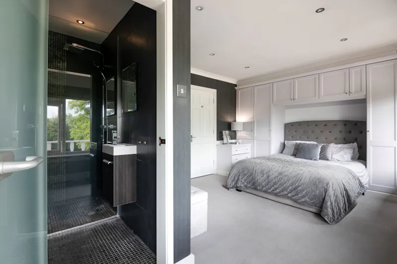 Bedroom at Potters Bar modern mansion, D2702 (photo 32)