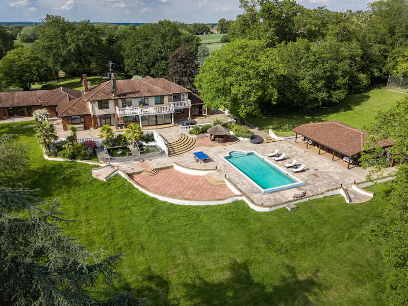 Potters Bar modern mansion, D2702 (photo 44)