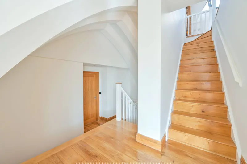 Staircase at Converted Forest Hill church , CH123 (photo 8)