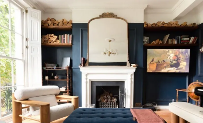 Fireplace at Farringdon Georgian house, A1600 (photo 17)