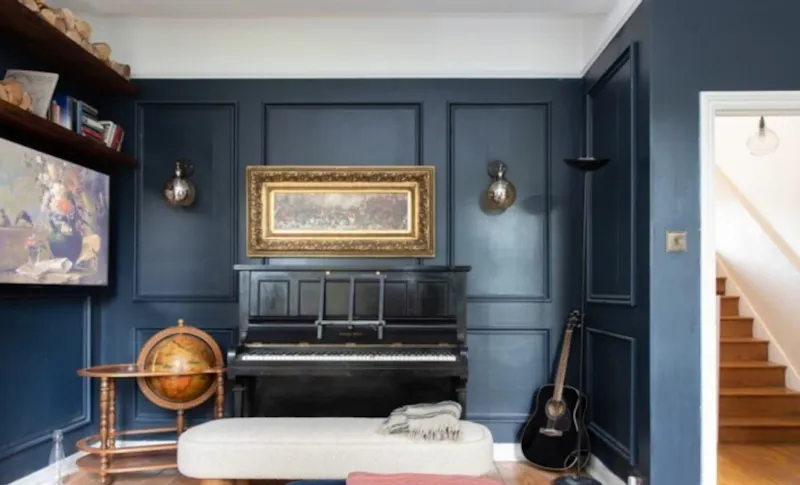 Piano at Farringdon Georgian house, A1600 (photo 19)