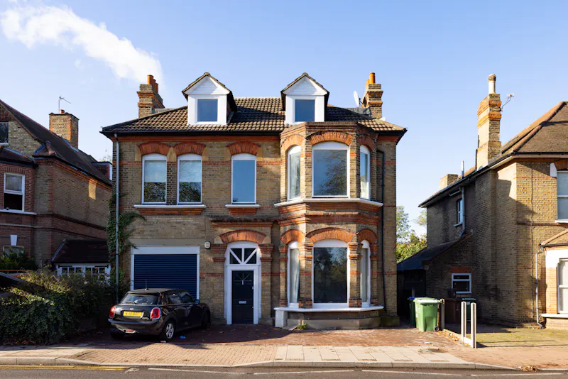 Vacant Victorian in Sidcup, B1906 (photo 1)
