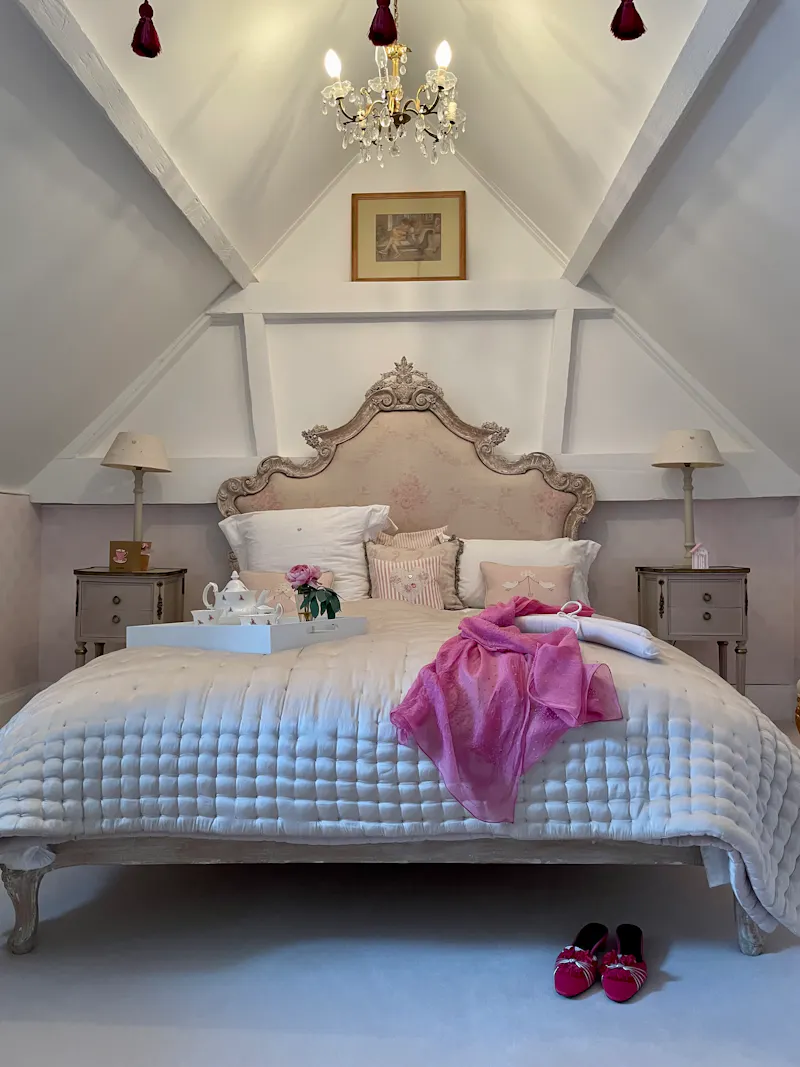 Bedroom at Large Newbury home, A1601 (photo 10)