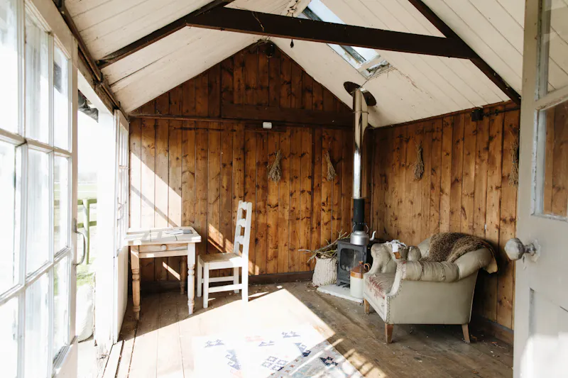 Panelling at Versatile farm in Wallingford, L716 (photo 32)