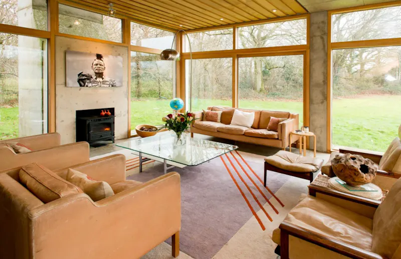 Living Room at Billingshurst wooden farmhouse, D1691 (photo 2)