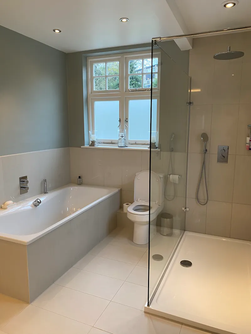 Bathroom at Family home in Southfields, D2027 (photo 23)