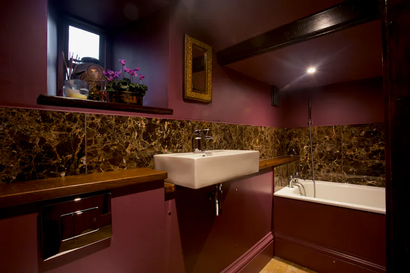 Bathroom at Crewkerne grande manor house, H1013 (photo 47)