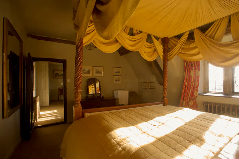 Crewkerne grande manor house, H1013 (photo 60)