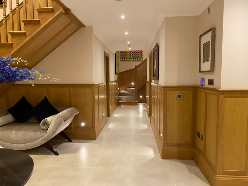 Beaconsfield country manor, D2707 (photo 3)