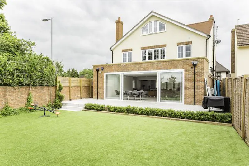 Borehamwood house, D2705 (photo 24)