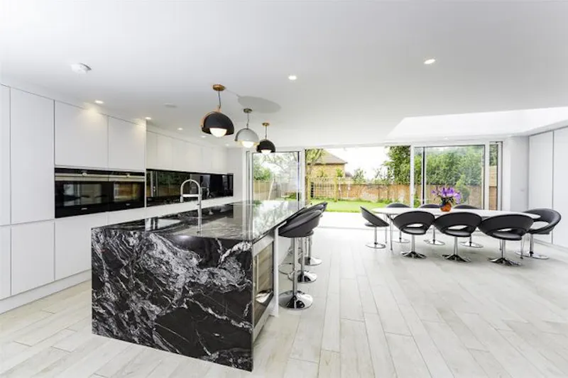 Kitchen at Borehamwood house, D2705 (photo 2)