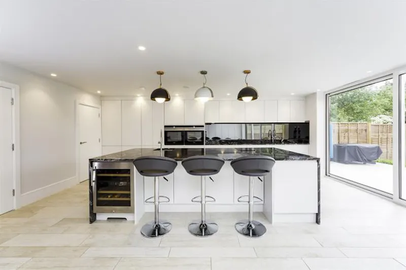 Borehamwood house, D2705 (photo 4)