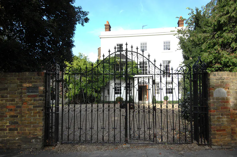 Classic Georgian in Richmond, A899 (photo 1)