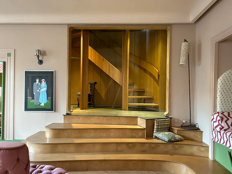 Staircase at Henley on Thames townhouse, A1602 (photo 11)