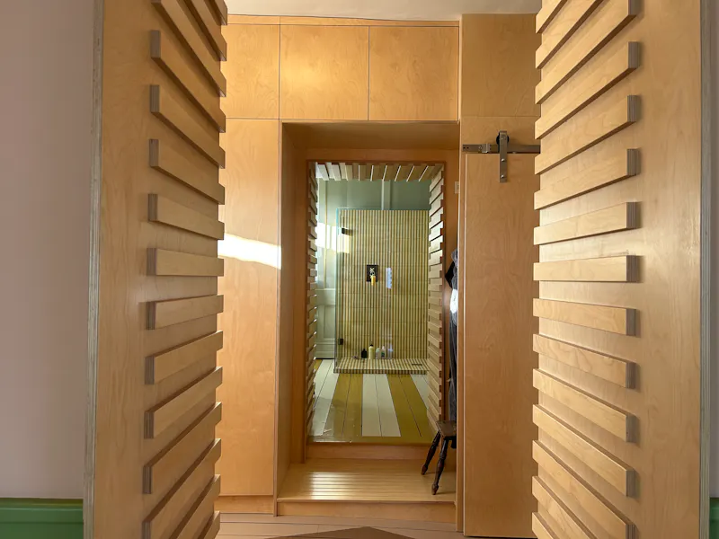 Bathroom at Henley on Thames townhouse, A1602 (photo 40)