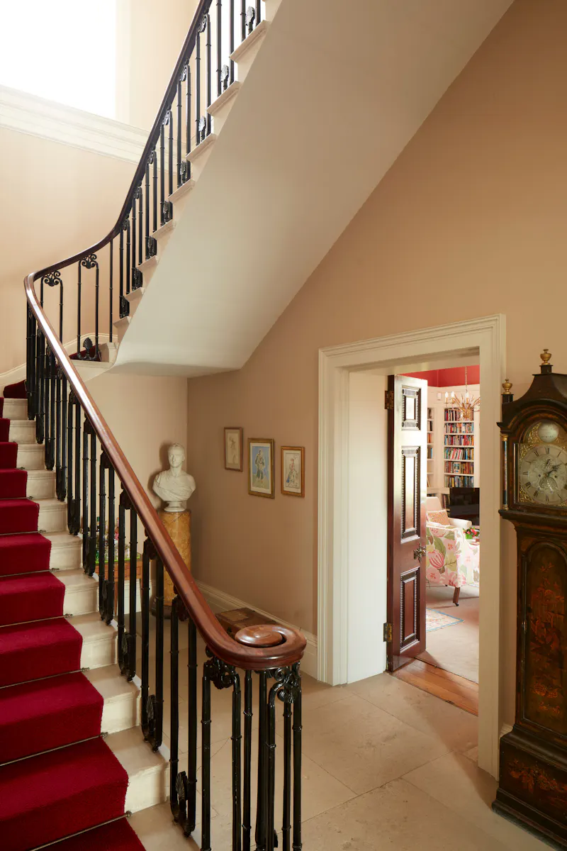South Downs Regency house, A1160 (photo 2)