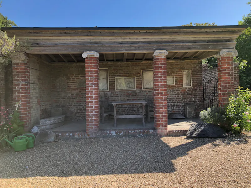 South Downs Regency house, A1160 (photo 28)