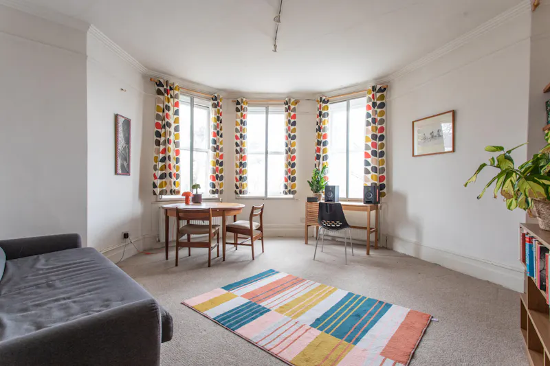 Dining room at Mansion flat in Hammersmith, F1235 (photo 15)