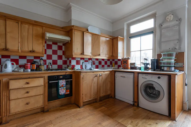 Kitchen at Mansion flat in Hammersmith, F1235 (photo 11)