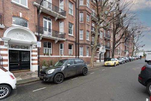 Mansion flat in Hammersmith, F1235