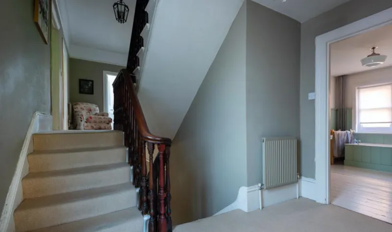 Staircase at Lovely Ealing family house, B1423 (photo 20)