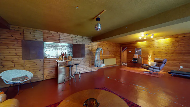 Bar at Retro Streatham home, D1221 (photo 44)