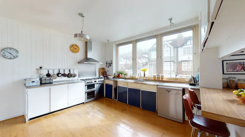 Kitchen at Retro Streatham home, D1221 (photo 13)