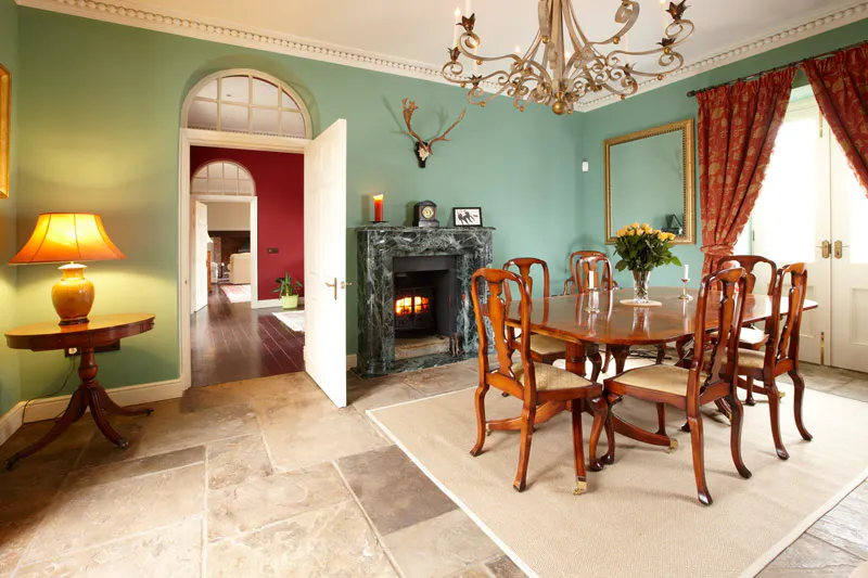 Dining room at Tyringham stable house, A1603 (photo 11)