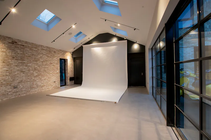 Studio at Sophisticated Kew House, D2711 (photo 20)