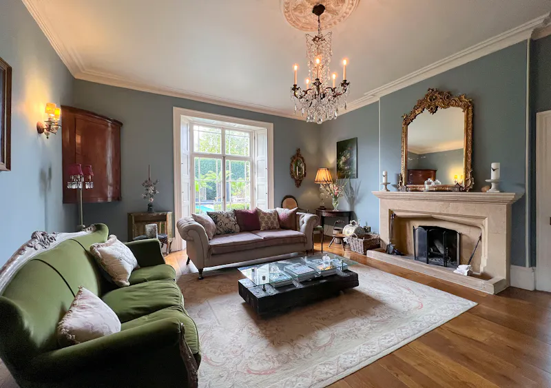 Living Room at Somerset period home, D2704 (photo 5)