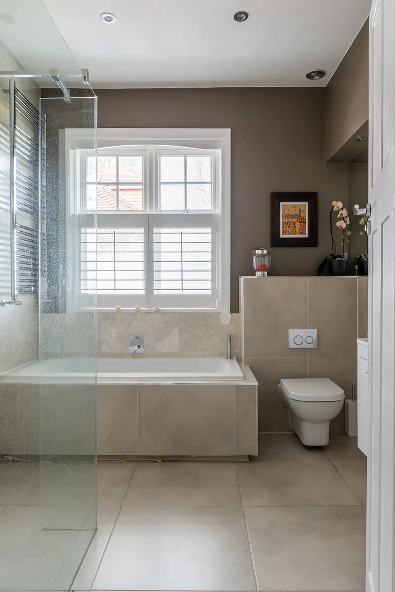 Bathroom at Surbiton Pool House, D2337 (photo 24)