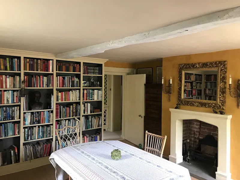 Dining room at Country house Itchen Stoke, C923 (photo 11)