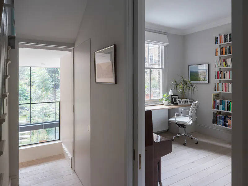 Tufnell Park terraced home, D2698 (photo 9)