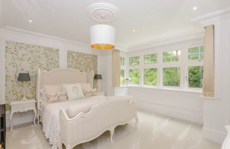 Bedroom at Modern Woking home, D2712 (photo 11)