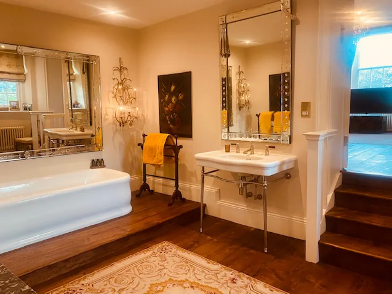Bathroom at Traditional Richmond house, A967 (photo 12)