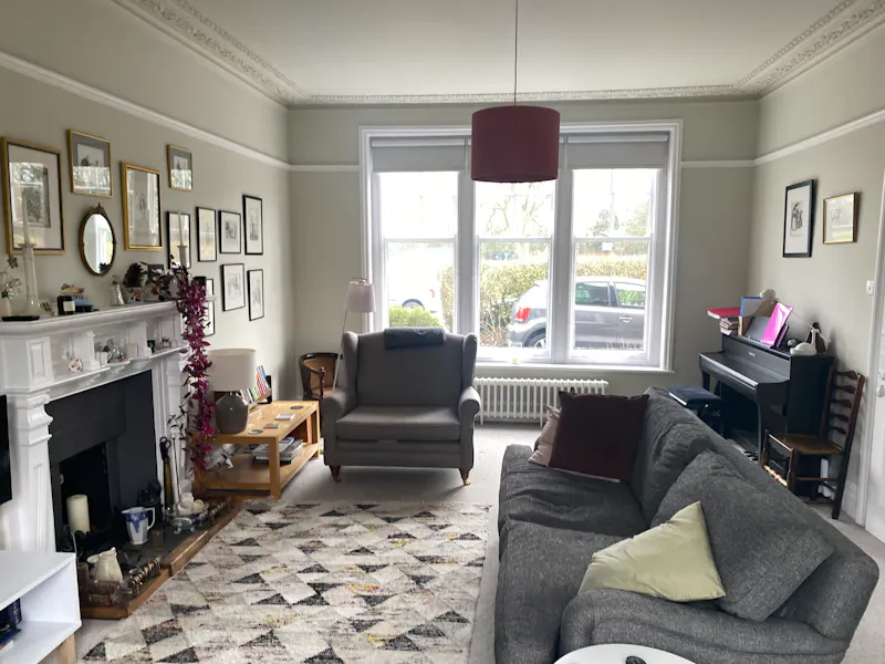 Living Room at Detached Eltham house, E313 (photo 10)