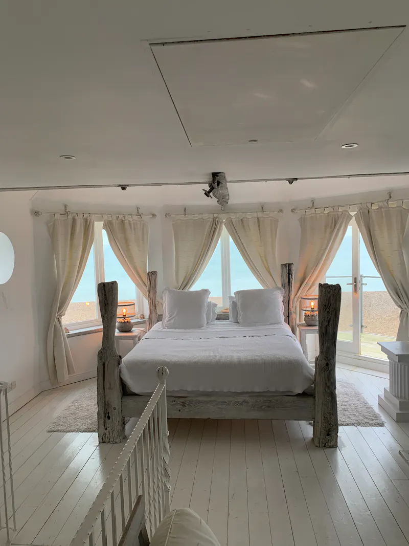 Bedroom at Film location C879 in East Sussex (photo 7)