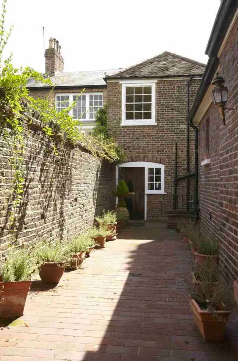 Southgate Georgian house, A1235 (photo 23)