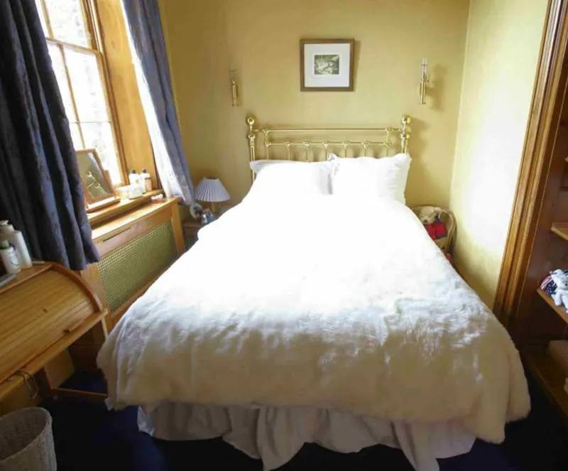 Bedroom at Southgate Georgian house, A1235 (photo 21)