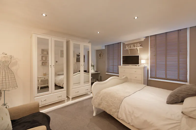 Bedroom at Whitstable beach apartment, C937 (photo 13)