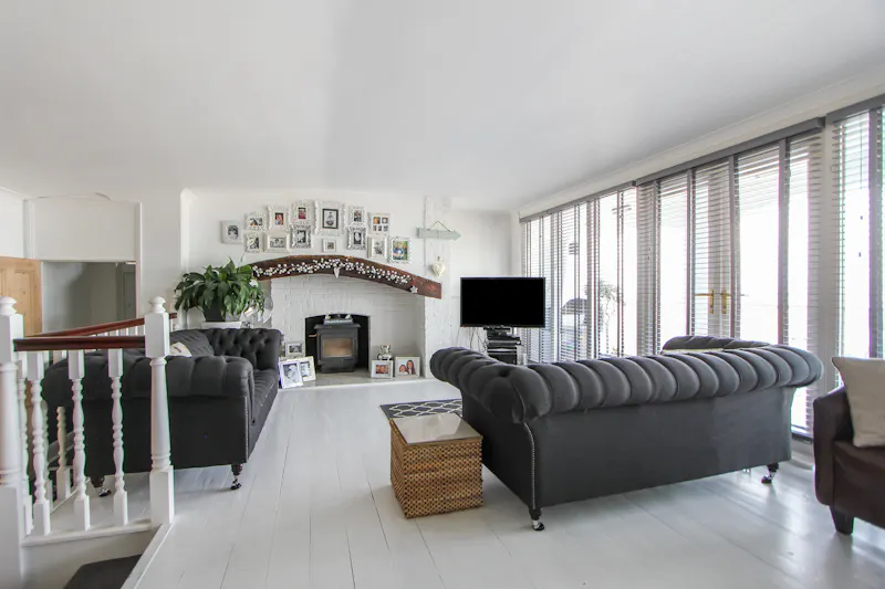 French doors at Whitstable beach apartment, C937 (photo 12)