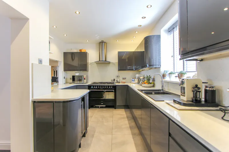 Kitchen at Whitstable beach apartment, C937 (photo 4)