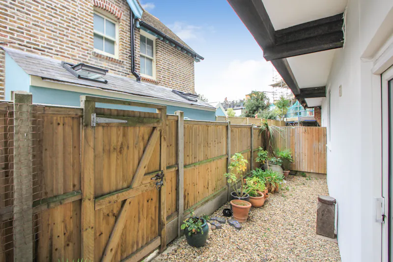 Whitstable beach apartment, C937 (photo 25)