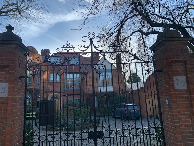 Highgate pool house, B767 (photo 37)