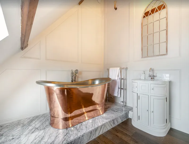 Bathroom at Leeming converted church, B2015 (photo 23)